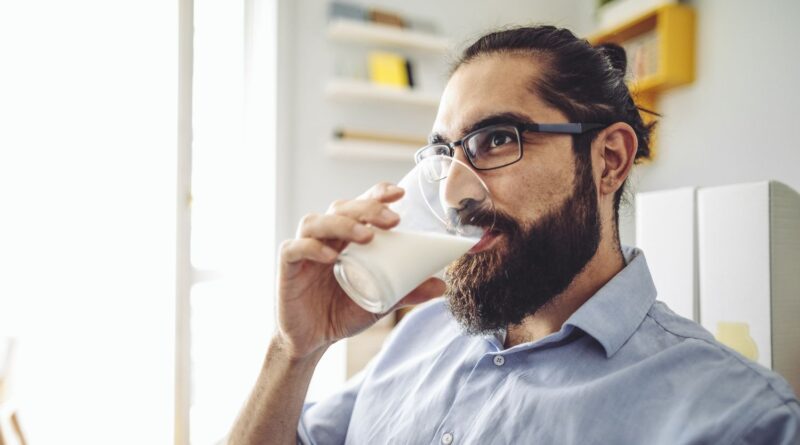 milk gettyimages 1153676893 0b04c05b122843889852bb96b04e17dd.jpg